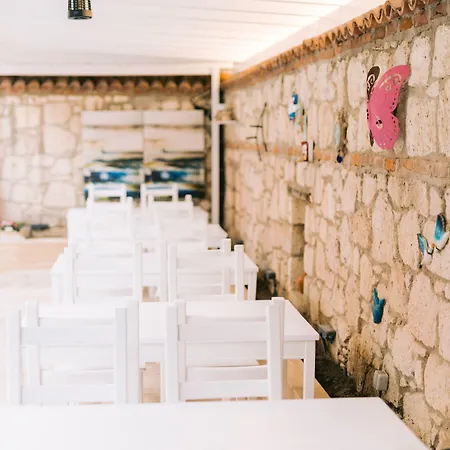 호텔 Begonvil By Aliki 2*