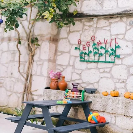 Begonvil By Aliki 2*