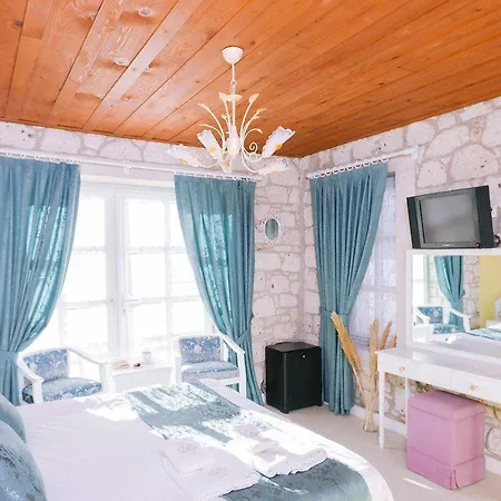 Begonvil By Aliki Hotel 2*