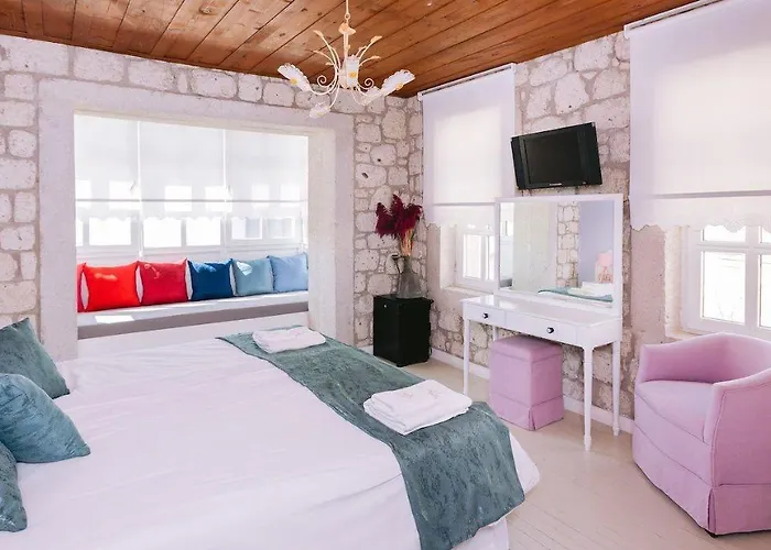 Begonvil By Aliki Otel