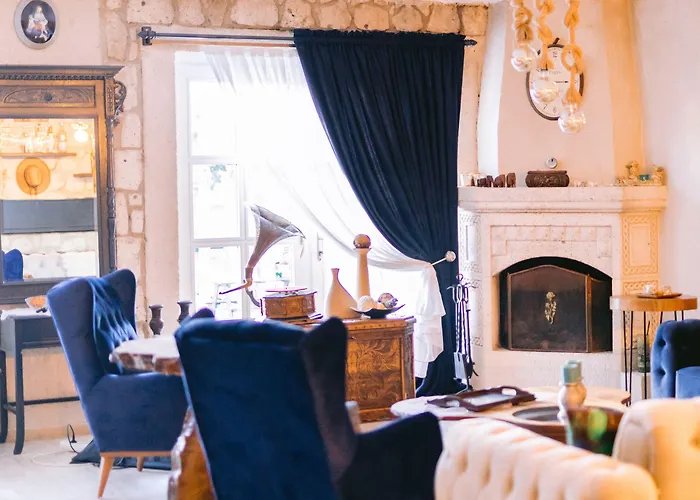 Begonvil By Aliki Alaçatı