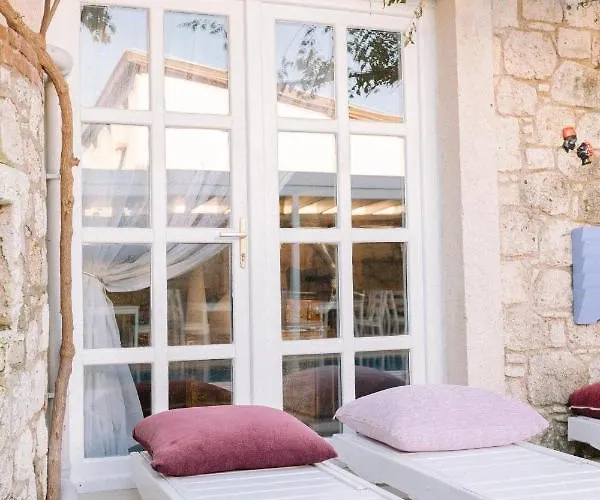 Otel Begonvil By Aliki Alaçatı