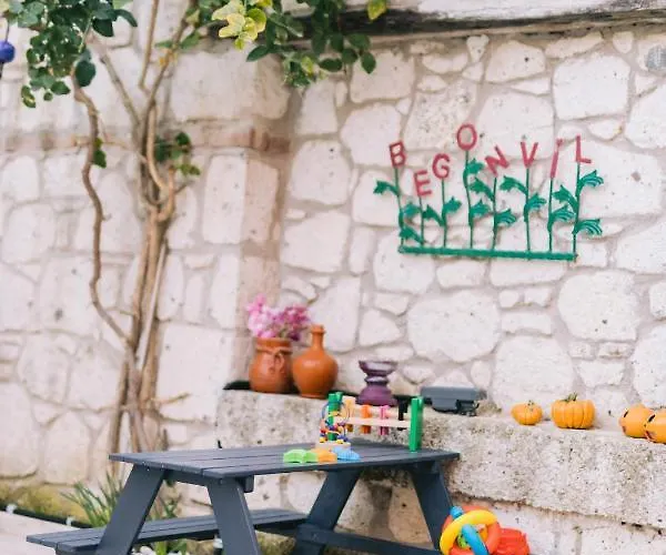 Begonvil By Aliki 2*